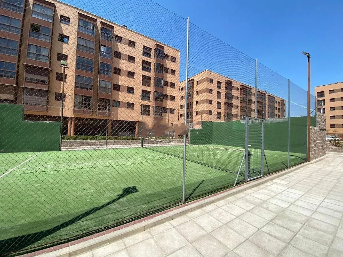 Campezo Suite Madrid Airport Apartment