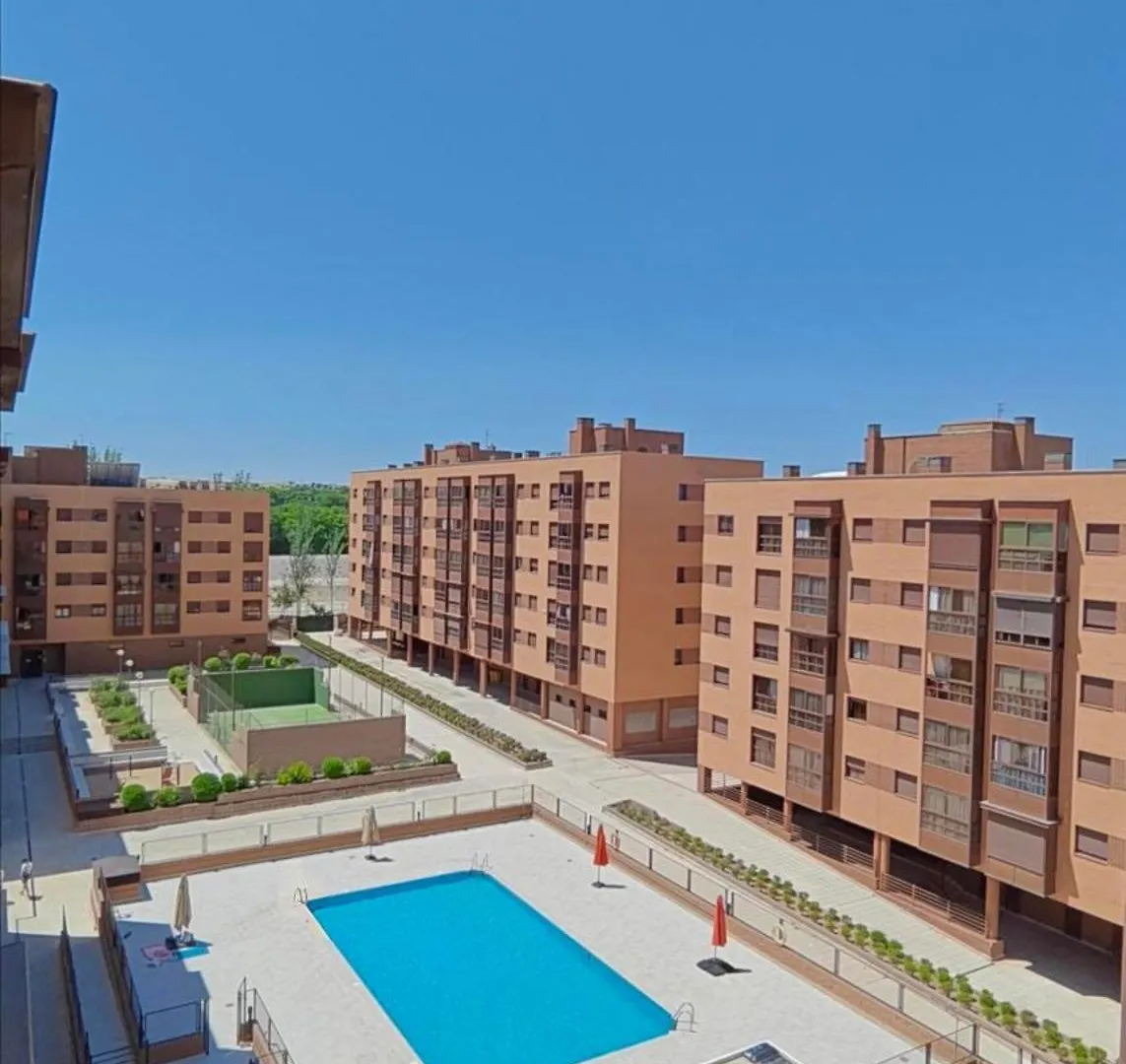 Campezo Suite Madrid Airport contacts