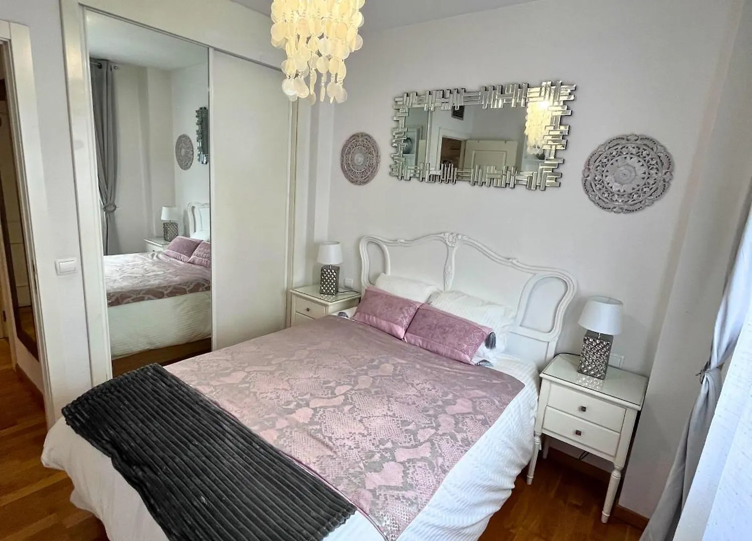 Campezo Suite Madrid Airport